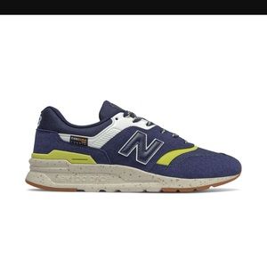 New balance 997hV1 trainer, never worn. Unboxed today solely for photographing